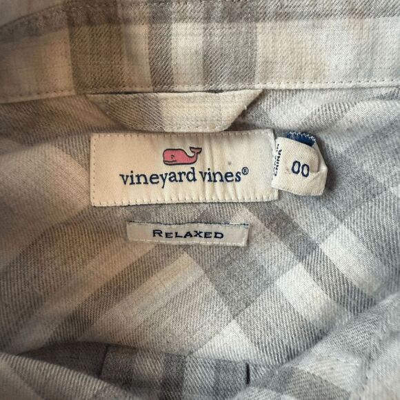 Vineyard Vines Women's Plaid Flannel Relaxed Button Up Shirt Gray White Size 00 - Picture 3 of 7